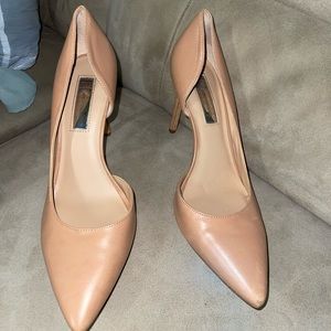 International concept heels